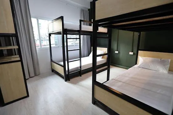 Local Time Hostel&cafe Хостел *